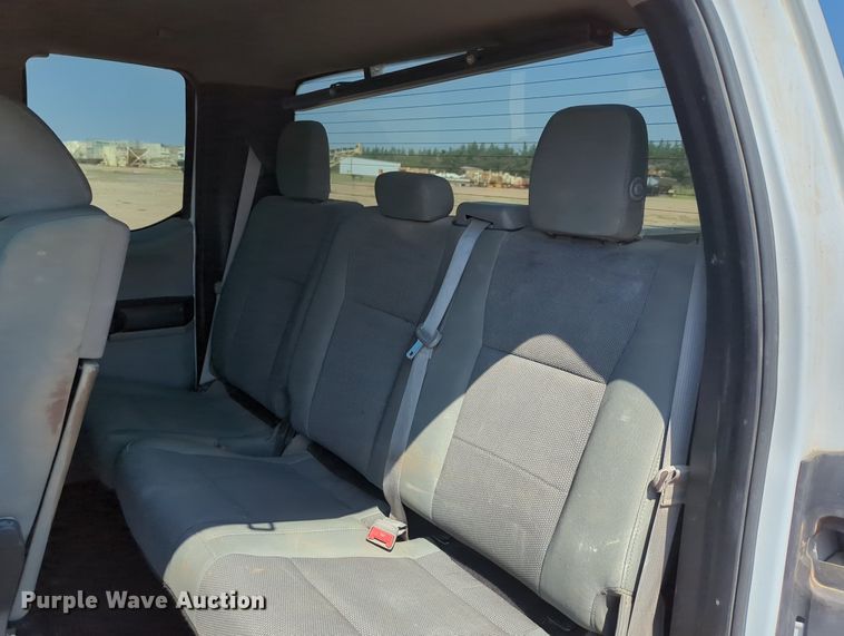 image for item LY9387 2017 Ford F250 Super Duty  SuperCab pickup truck