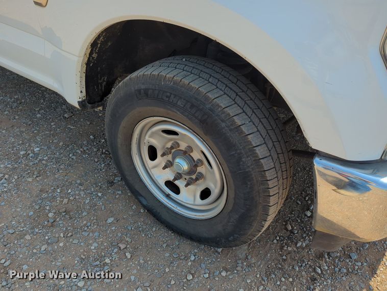 image for item LY9387 2017 Ford F250 Super Duty  SuperCab pickup truck