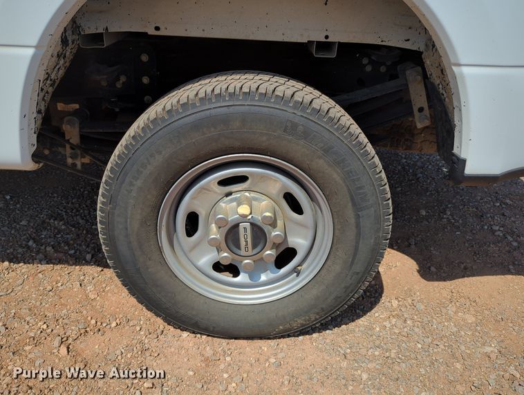 image for item LY9387 2017 Ford F250 Super Duty  SuperCab pickup truck