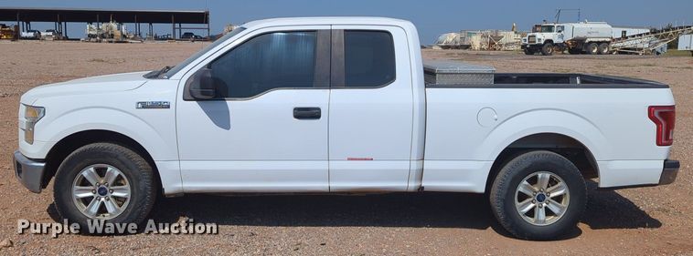 image for item LY9388 2016 Ford F150 SuperCab pickup truck