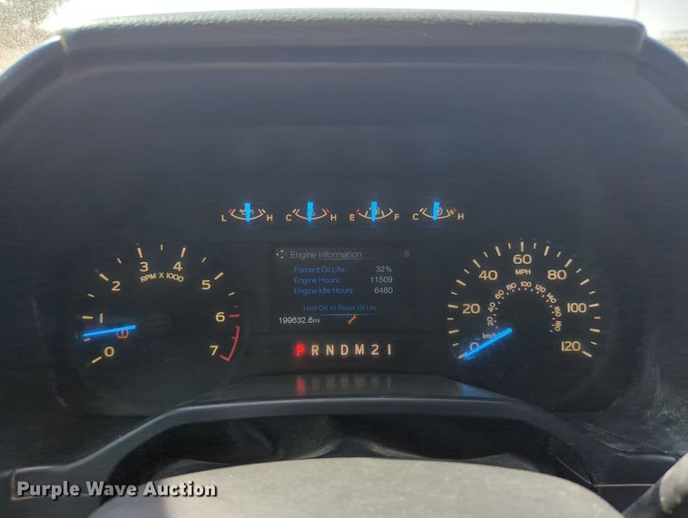 image for item LY9388 2016 Ford F150 SuperCab pickup truck