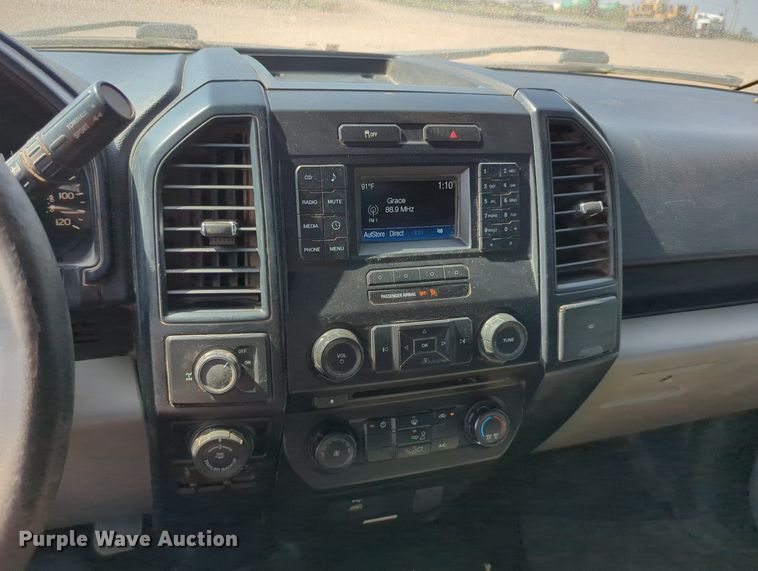 image for item LY9388 2016 Ford F150 SuperCab pickup truck