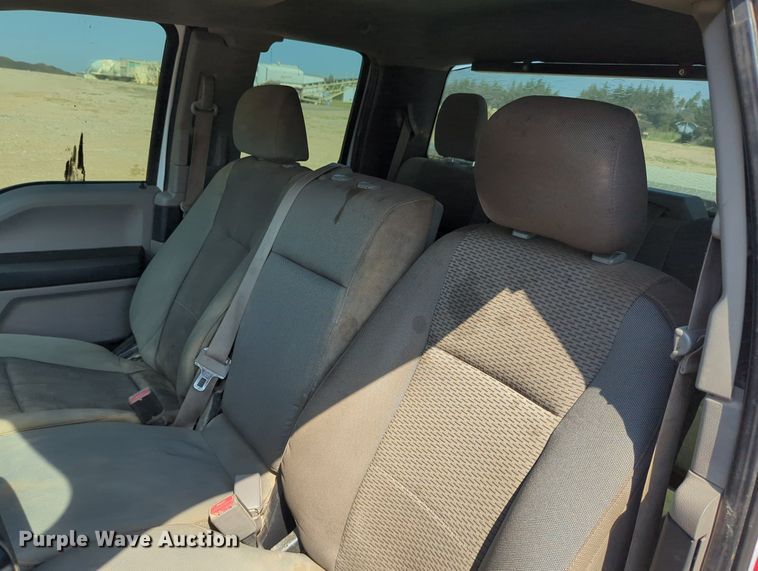 image for item LY9388 2016 Ford F150 SuperCab pickup truck