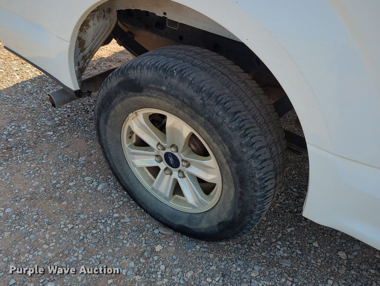 image for item LY9388 2016 Ford F150 SuperCab pickup truck