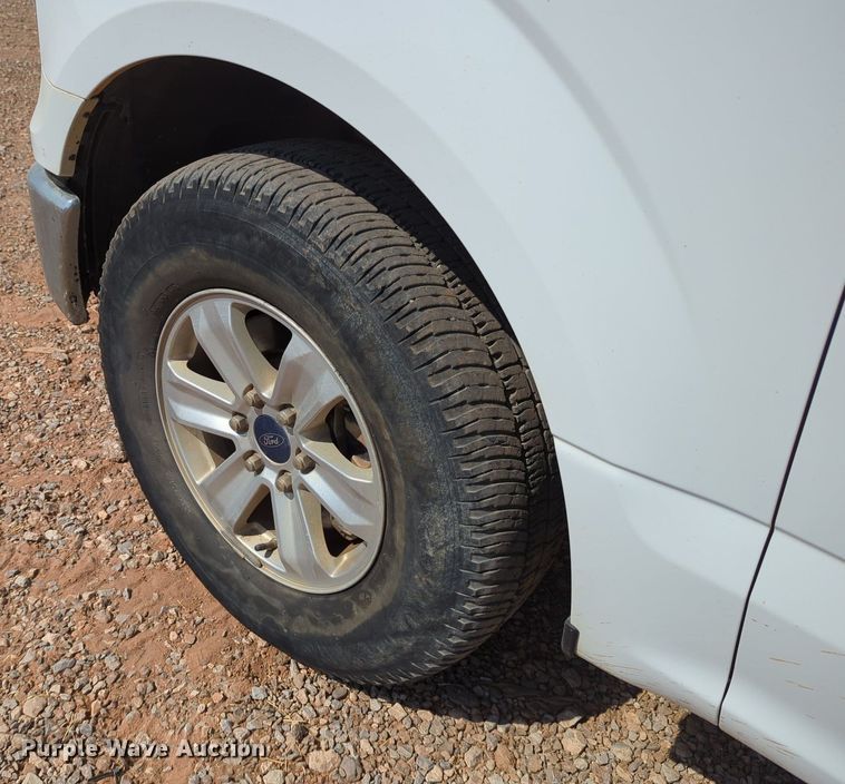 image for item LY9388 2016 Ford F150 SuperCab pickup truck