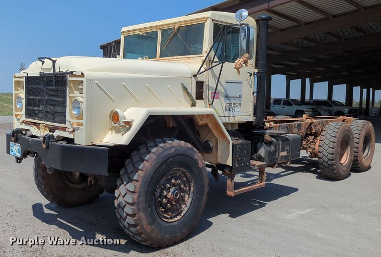 image for item LY9389 1990 BMY M923A2  truck cab and chassis