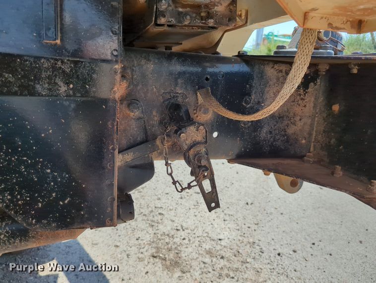 image for item LY9389 1990 BMY M923A2  truck cab and chassis