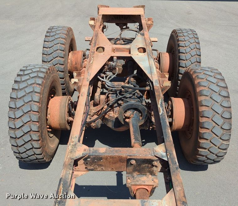 image for item LY9389 1990 BMY M923A2  truck cab and chassis