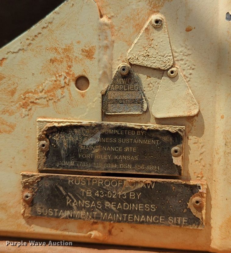 image for item LY9389 1990 BMY M923A2  truck cab and chassis