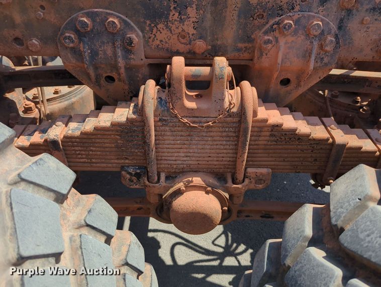 image for item LY9389 1990 BMY M923A2  truck cab and chassis