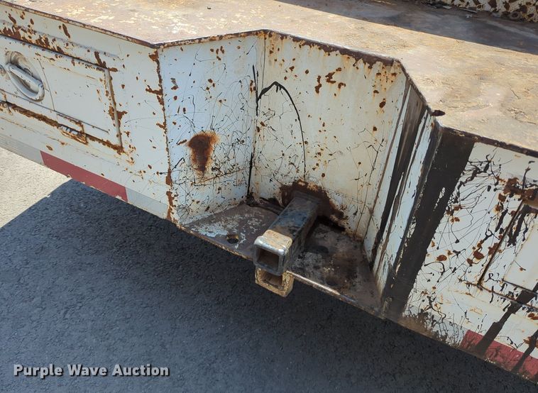 image for item LY9390 2005 Chevrolet C6500  utility / service truck