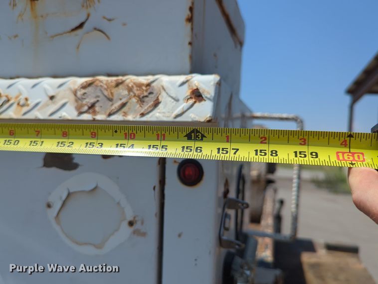 image for item LY9390 2005 Chevrolet C6500  utility / service truck