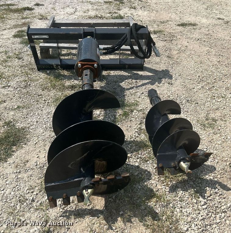 image for item MD9017 Wolverine  skid steer auger