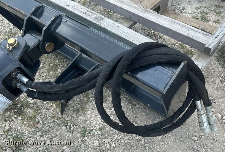 image for item MD9017 Wolverine  skid steer auger