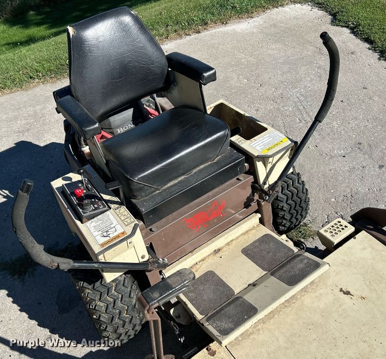 image for item MD9019 Grasshopper 614  ZTR lawn mower