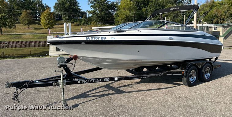 image for item MD9021 2004 Crownline 202 BR  boat