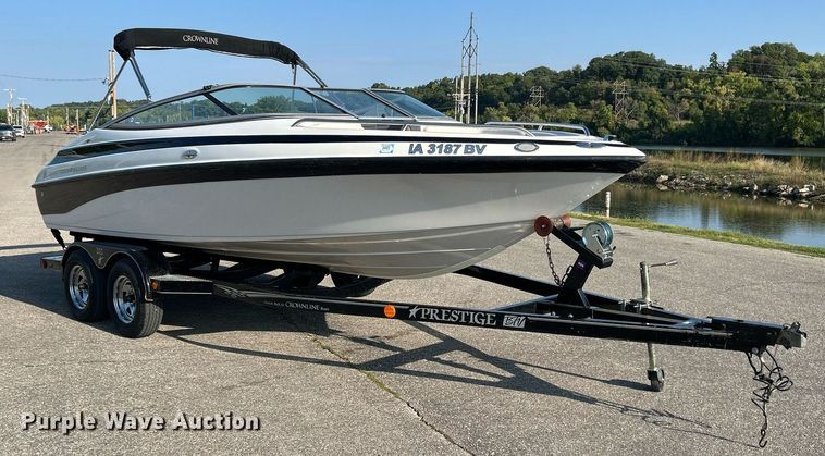 image for item MD9021 2004 Crownline 202 BR  boat