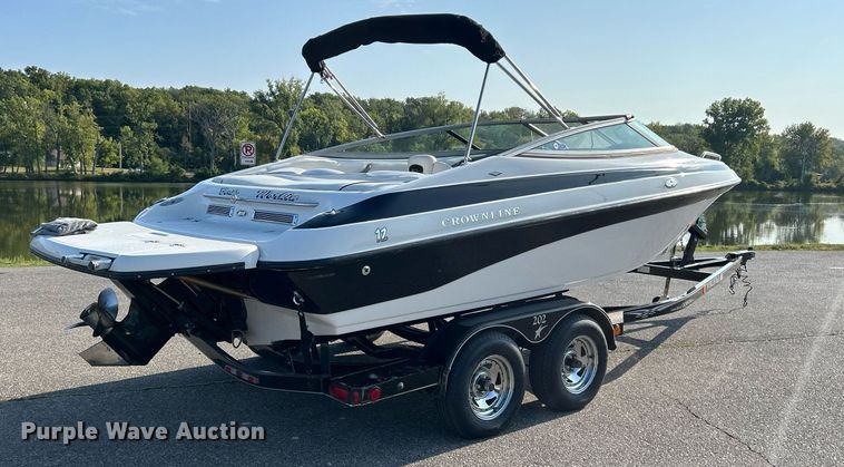image for item MD9021 2004 Crownline 202 BR  boat