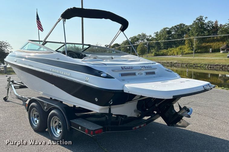 image for item MD9021 2004 Crownline 202 BR  boat