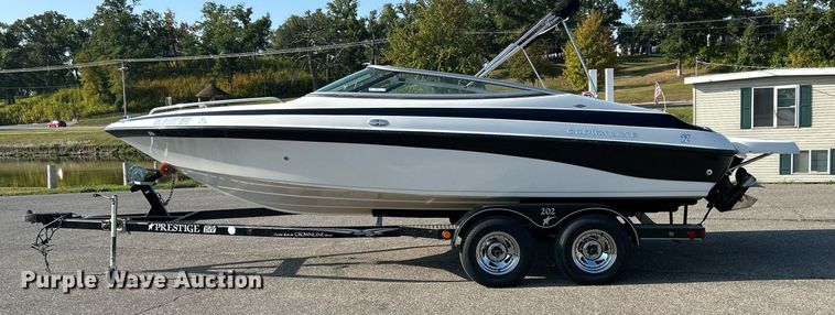 image for item MD9021 2004 Crownline 202 BR  boat