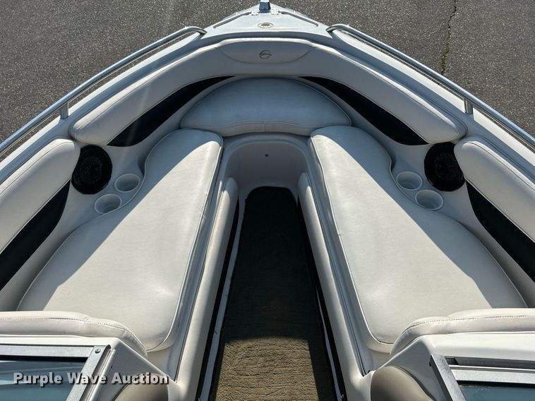 image for item MD9021 2004 Crownline 202 BR  boat