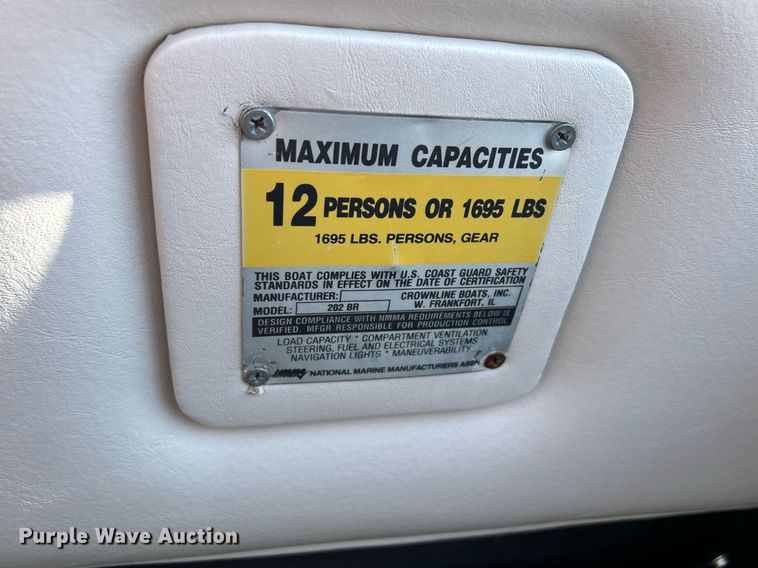 image for item MD9021 2004 Crownline 202 BR  boat