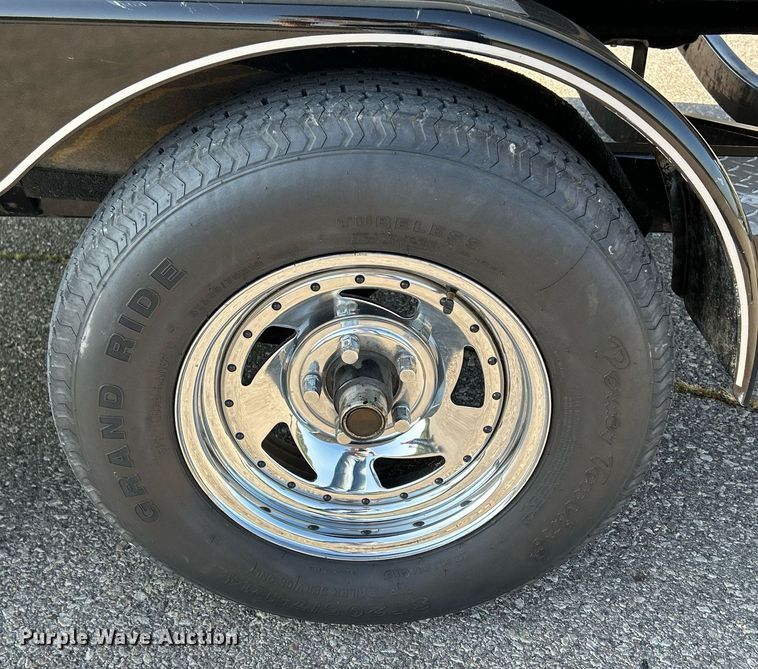 image for item MD9021 2004 Crownline 202 BR  boat