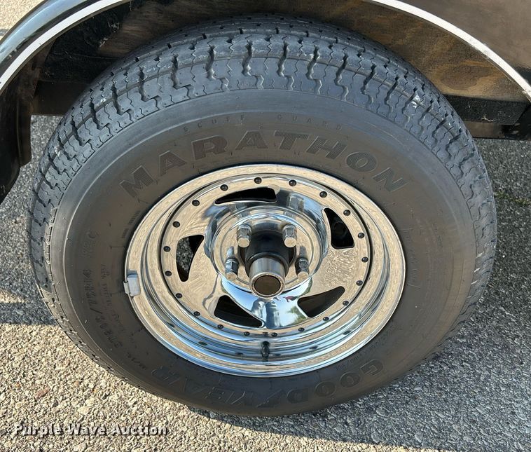 image for item MD9021 2004 Crownline 202 BR  boat