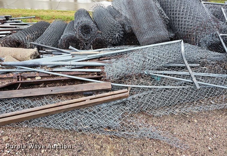 image for item ME9002 Chain link fencing