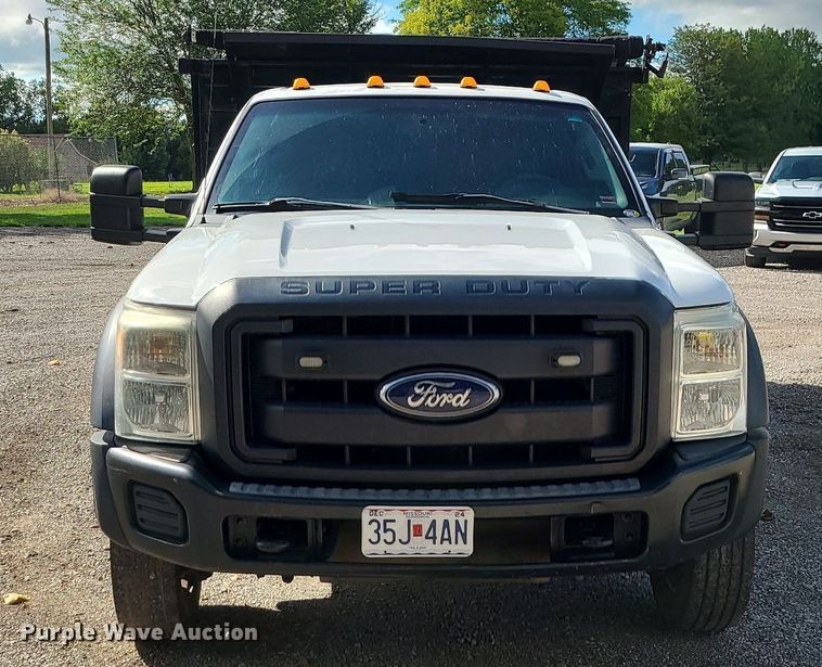 image for item MG9725 2013 Ford F550  dump truck