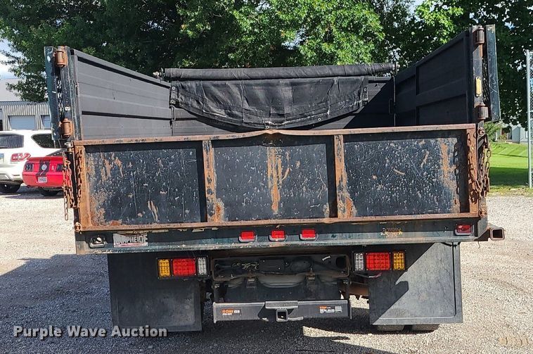 image for item MG9725 2013 Ford F550  dump truck