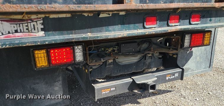 image for item MG9725 2013 Ford F550  dump truck