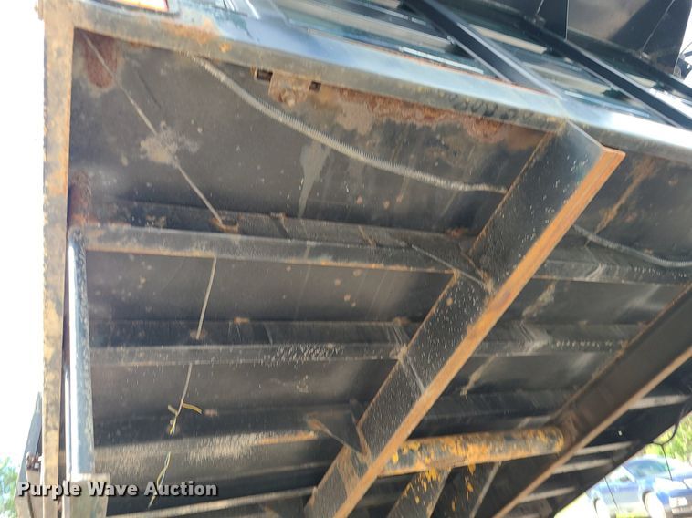 image for item MG9725 2013 Ford F550  dump truck