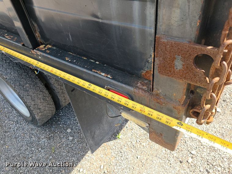 image for item MG9725 2013 Ford F550  dump truck