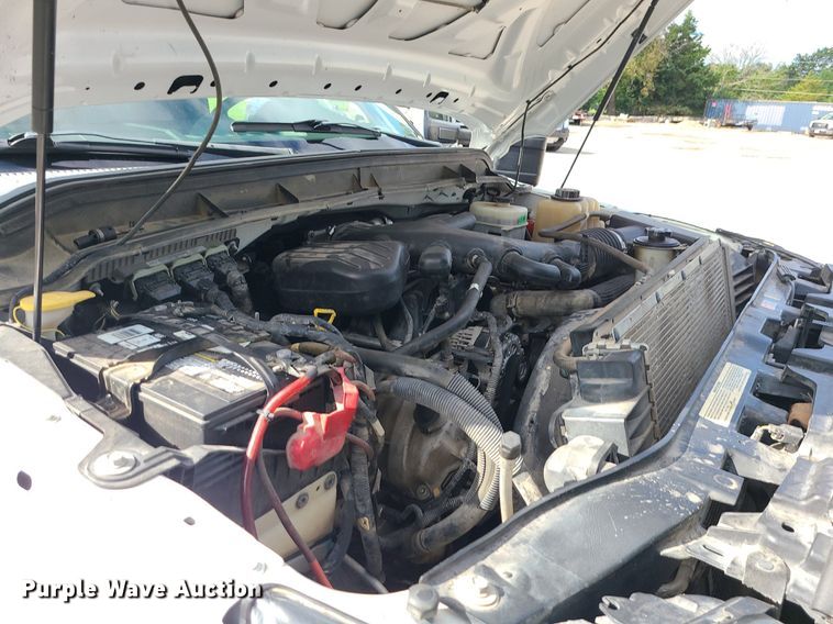 image for item MG9725 2013 Ford F550  dump truck