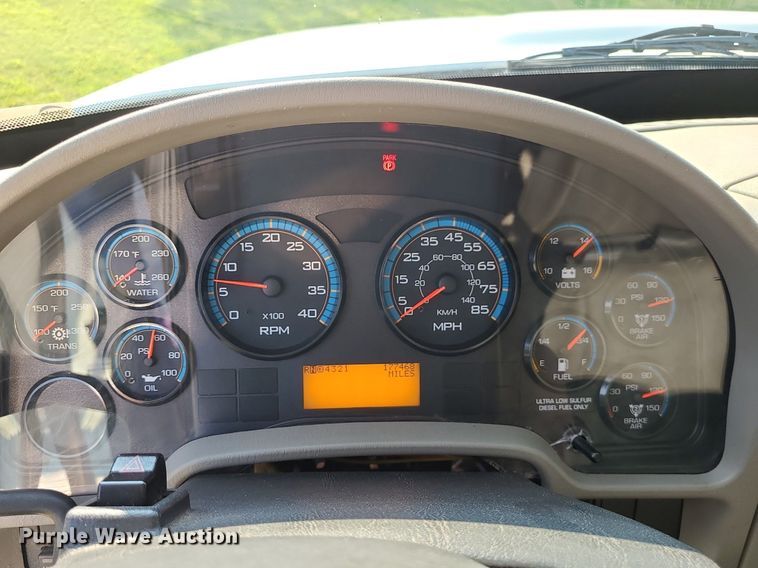 image for item MJ9295 2009 International 4300 DuraStar  box truck