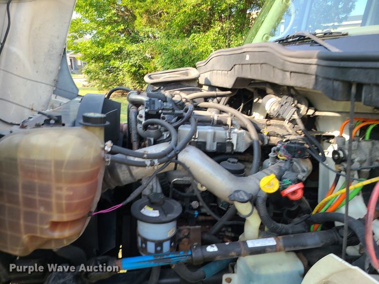 image for item MJ9295 2009 International 4300 DuraStar  box truck