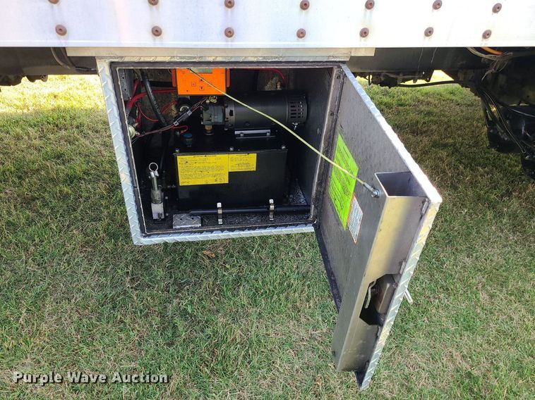 image for item MJ9295 2009 International 4300 DuraStar  box truck