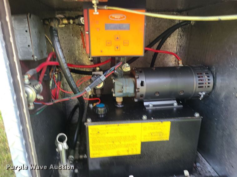 image for item MJ9295 2009 International 4300 DuraStar  box truck