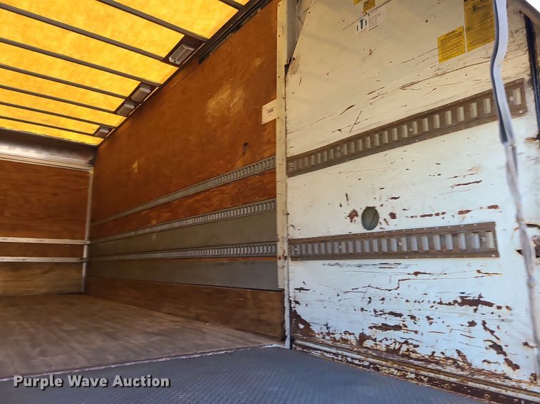 image for item MJ9295 2009 International 4300 DuraStar  box truck