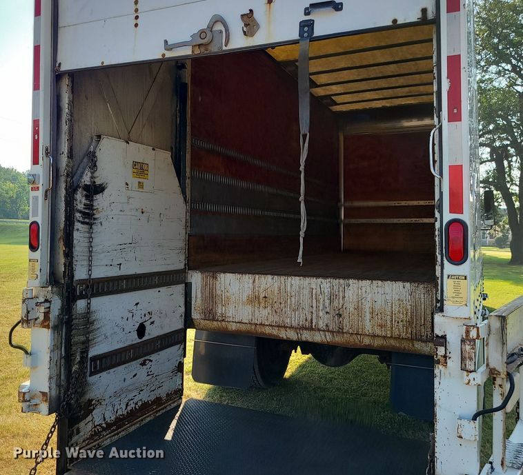 image for item MJ9295 2009 International 4300 DuraStar  box truck