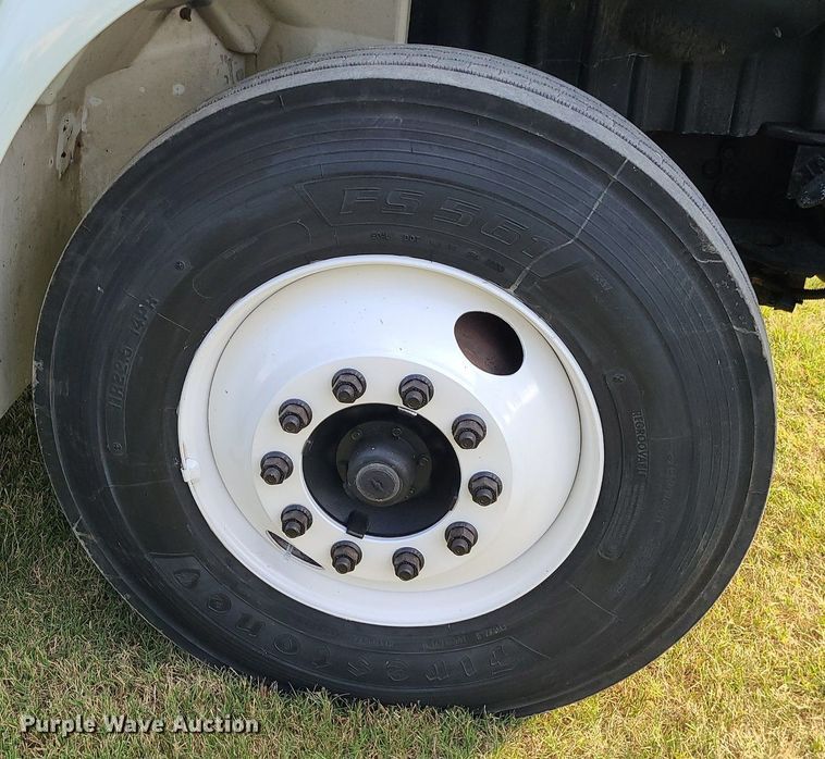 image for item MJ9295 2009 International 4300 DuraStar  box truck