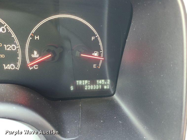 image for item MJ9296 2004 Lincoln Navigator  SUV