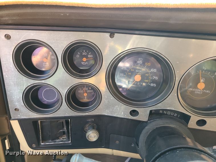 image for item MJ9298 1985 GMC K1500 High Sierra  pickup truck