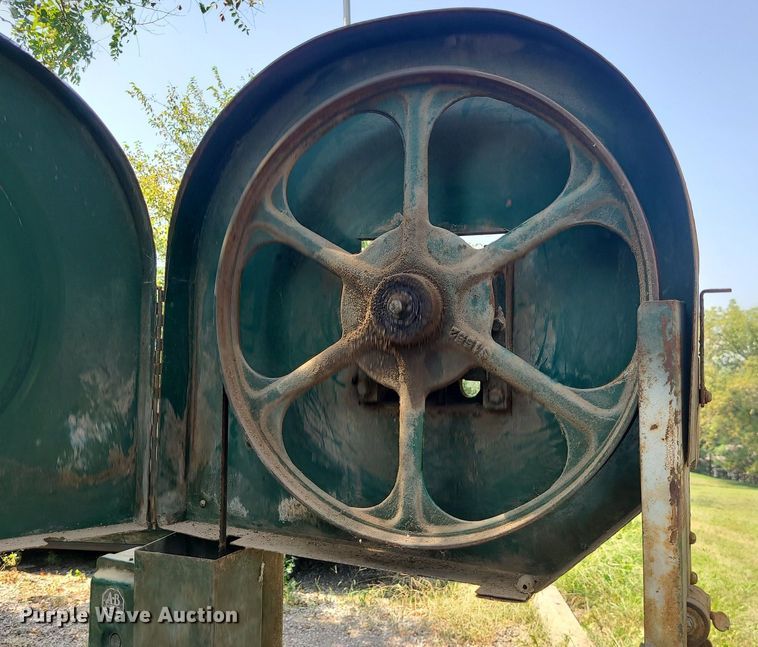 image for item MJ9299 C.H. & E. Manufacturing Co. BS20A  band saw