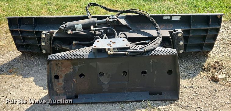 image for item MJ9301 Grouser 1380A5A3 skid steer dozer blade