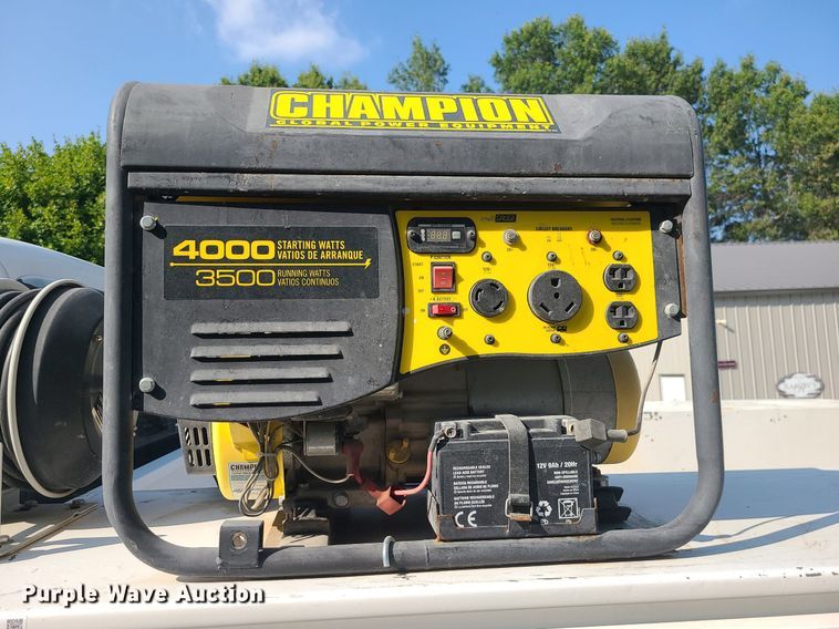 image for item MJ9303 2004 Ford F350 Super Duty  utility bed pickup truck