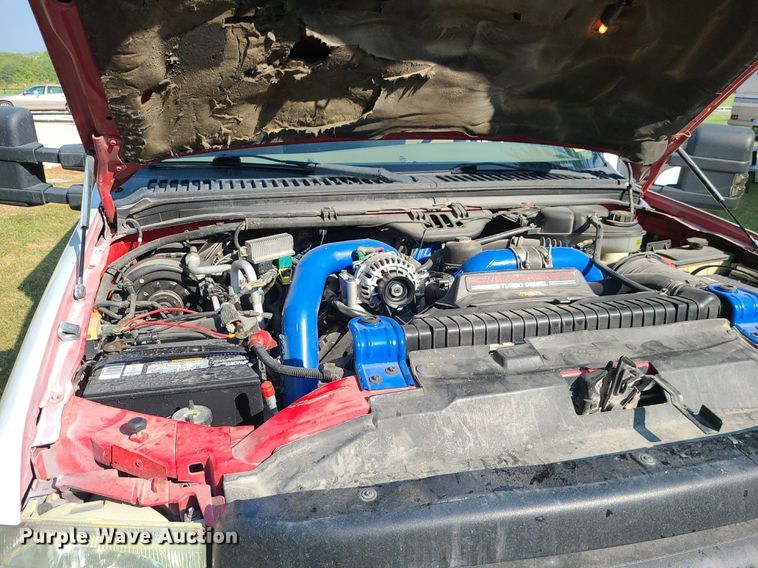 image for item MJ9303 2004 Ford F350 Super Duty  utility bed pickup truck