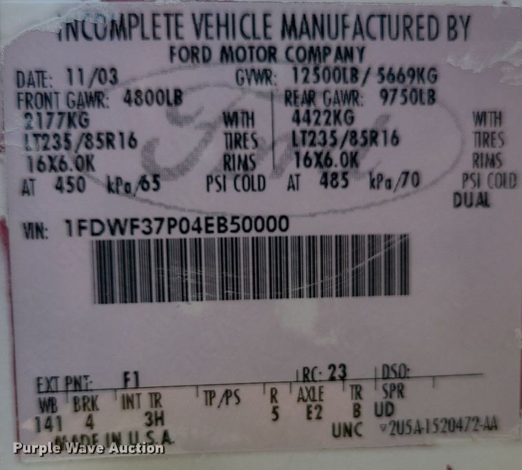 image for item MJ9303 2004 Ford F350 Super Duty  utility bed pickup truck