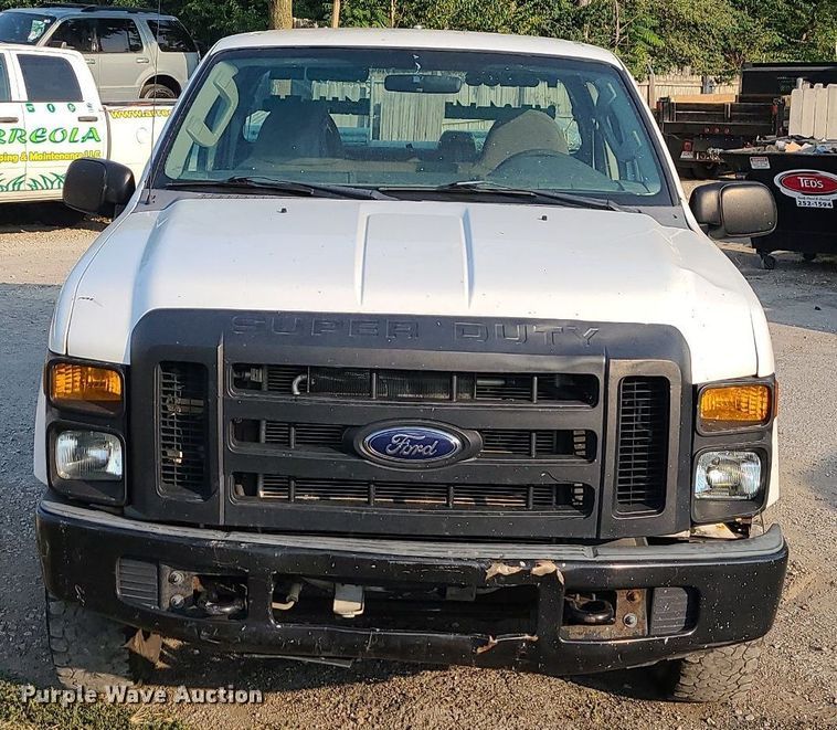 image for item MJ9304 2008 Ford F250 Super Duty XL  SuperCab pickup truck